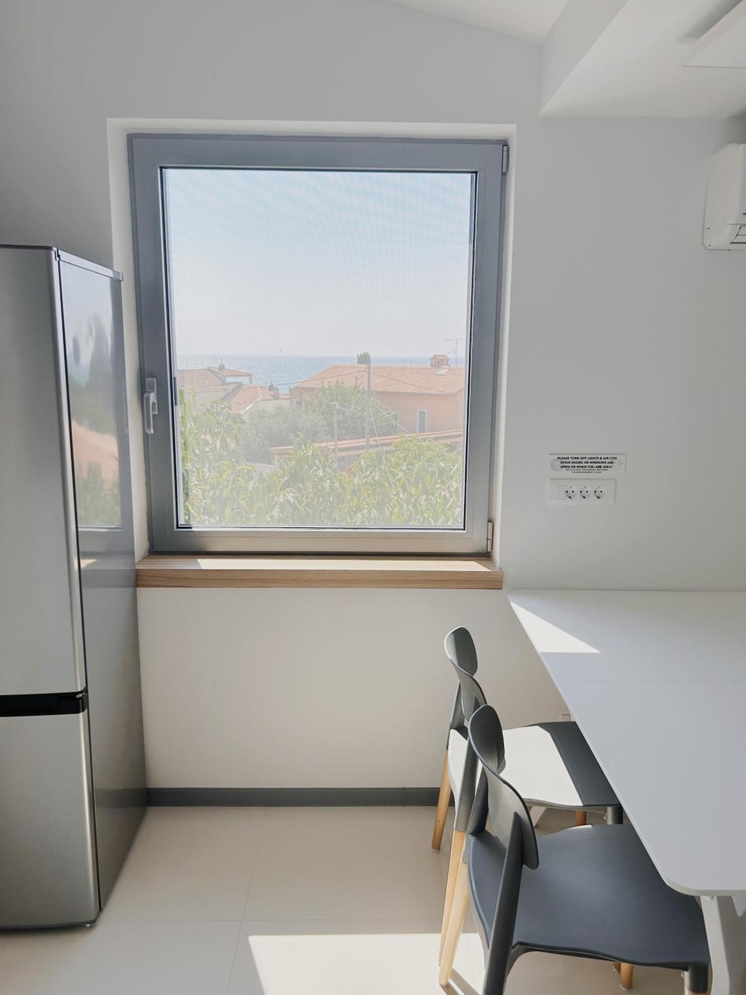 Appartamento Sunny House Zambratija  Esterno foto