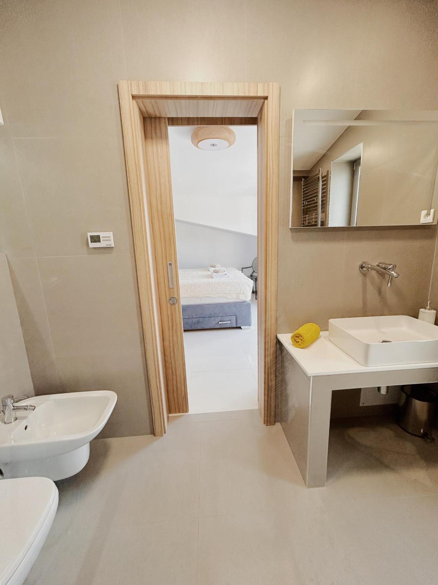 Appartamento Sunny House Zambratija  Esterno foto